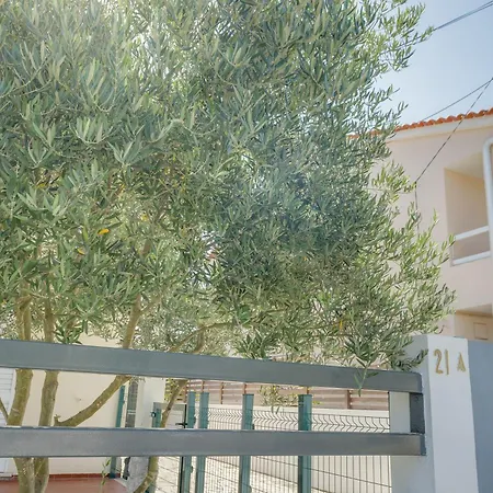 Charming Aroeira * Aroeira (Setubal)