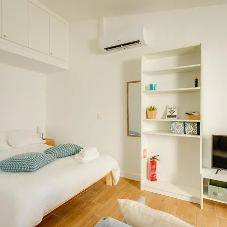 Charming Aroeira Apartment