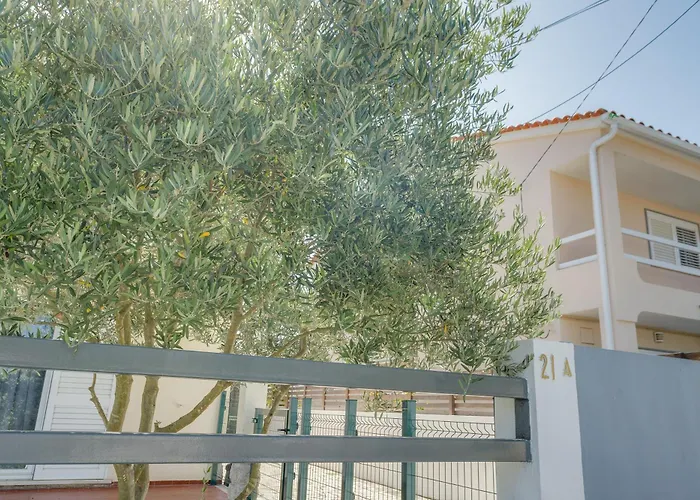 Charming Aroeira * Aroeira (Setubal)