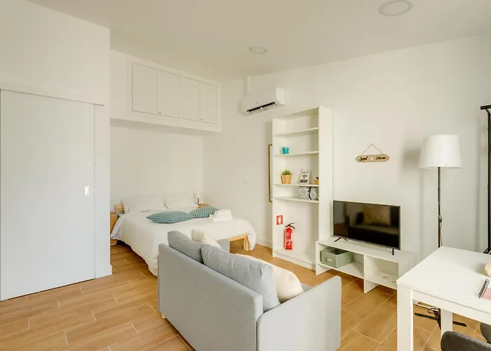 Charming Aroeira * Aroeira (Setubal)